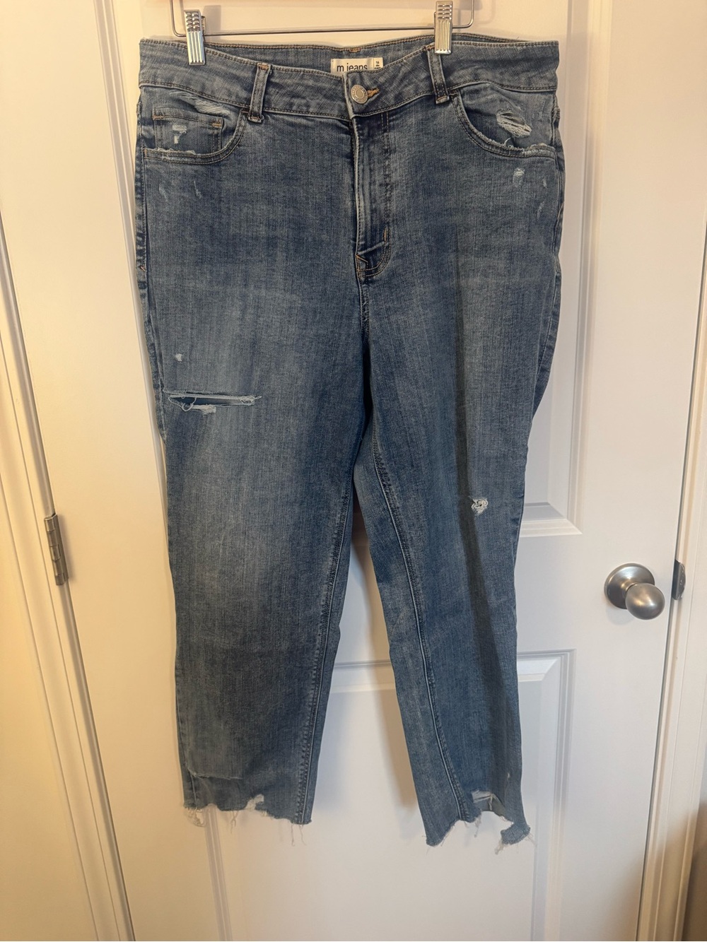 Maurice’s Women's slim straight ankle high rise Distressed Denim - Blue
